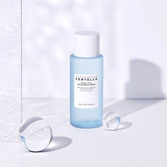 Madagascar Centella Hyalu-Cica Brightening Toner
